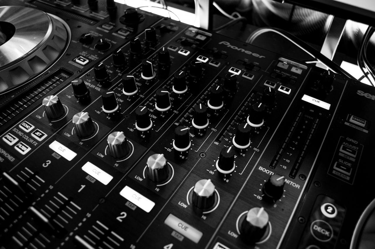 DJ Booth Free Stock Photos